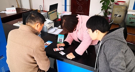 懷遠縣居保中心以“四送”服務(wù)為核心，扎實推進“互聯(lián)網(wǎng)+信息服務(wù)”為民辦實事